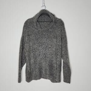 NWT Luzabelle Grey Turtle Neck Sweater One Size